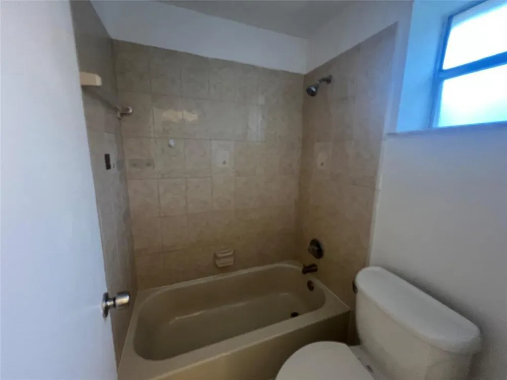 5847 BLUEBERRY COURT #85 Lauderhill, FL 33313