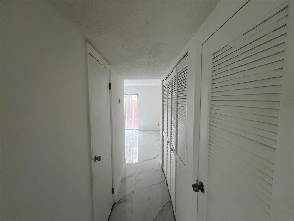 5847 BLUEBERRY COURT #85 Lauderhill, FL 33313