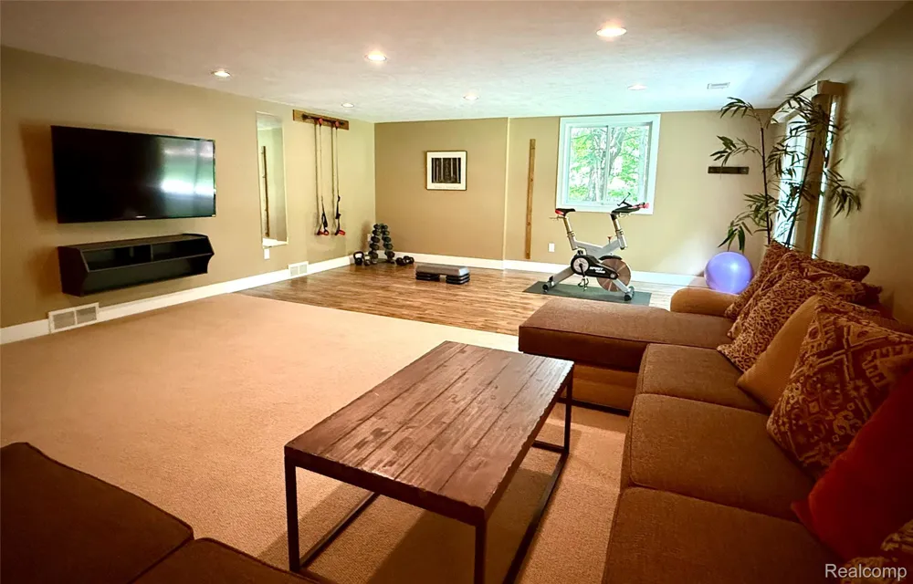 4464 Prouty Road Traverse City City, MI 49686