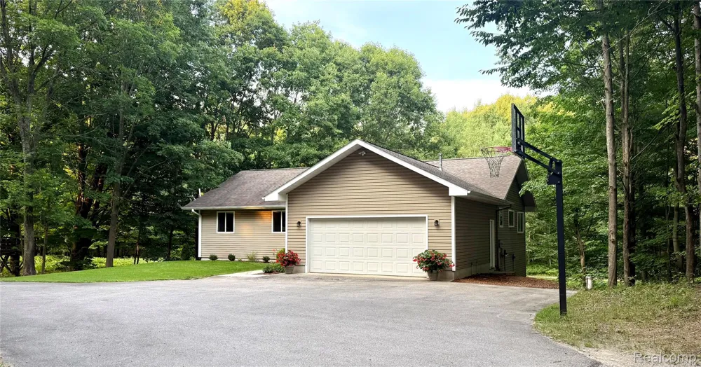 4464 Prouty Road Traverse City City, MI 49686