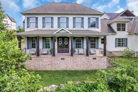 586 Kestrel Lane