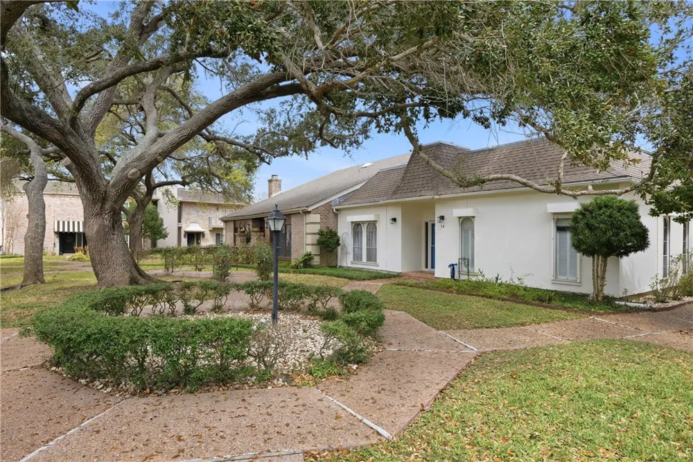 3535 Santa Fe Street #34 Corpus Christi, TX 78411