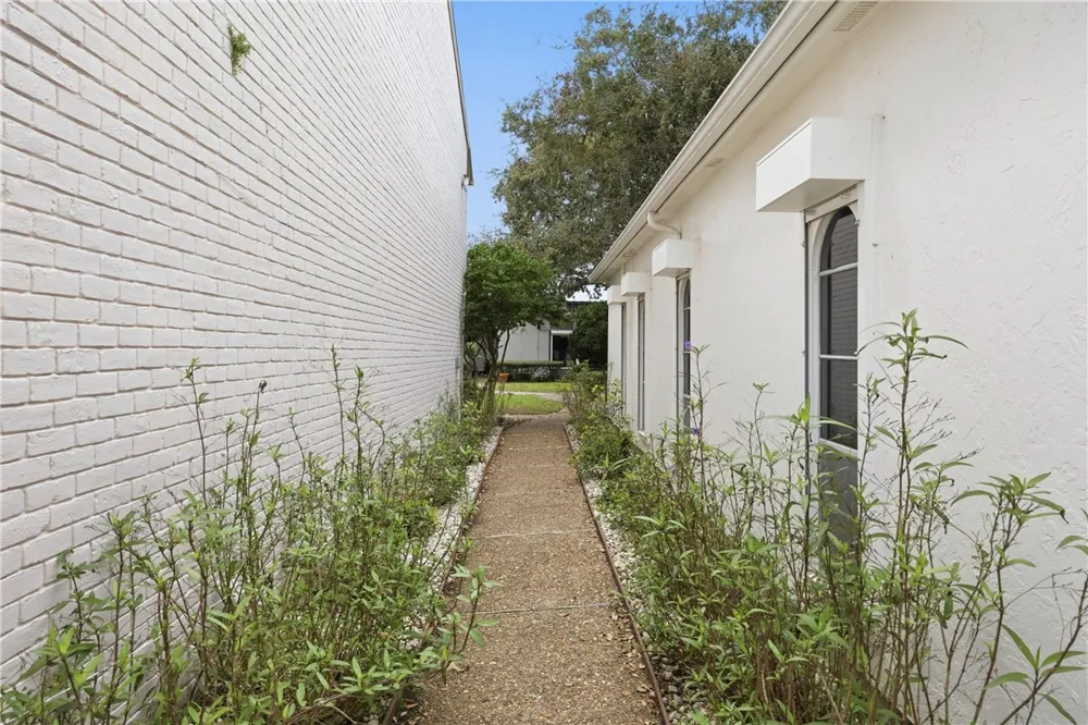 3535 Santa Fe Street #34 Corpus Christi, TX 78411