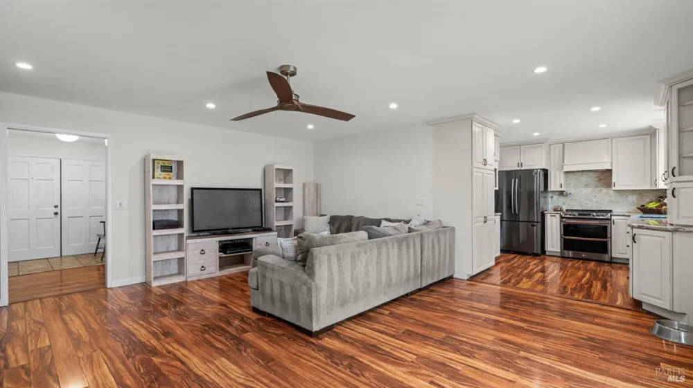 3 Miranda Court Novato, CA 94947