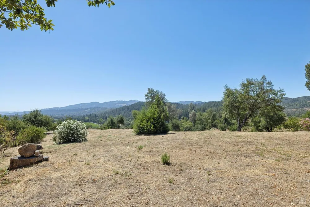 1128 Bennett Lane Calistoga, CA 94515