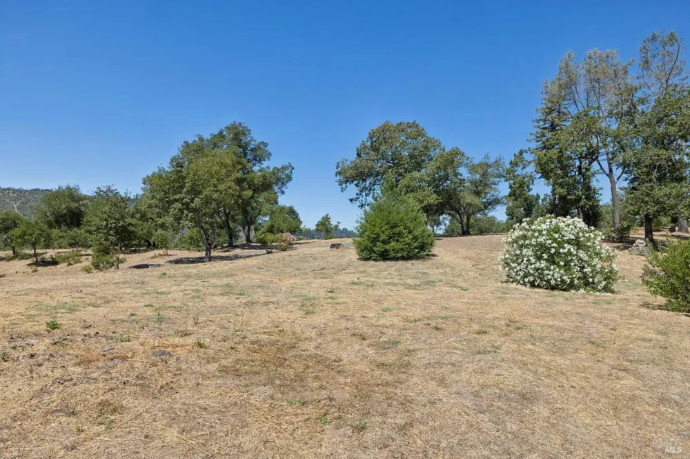 1128 Bennett Lane Calistoga, CA 94515