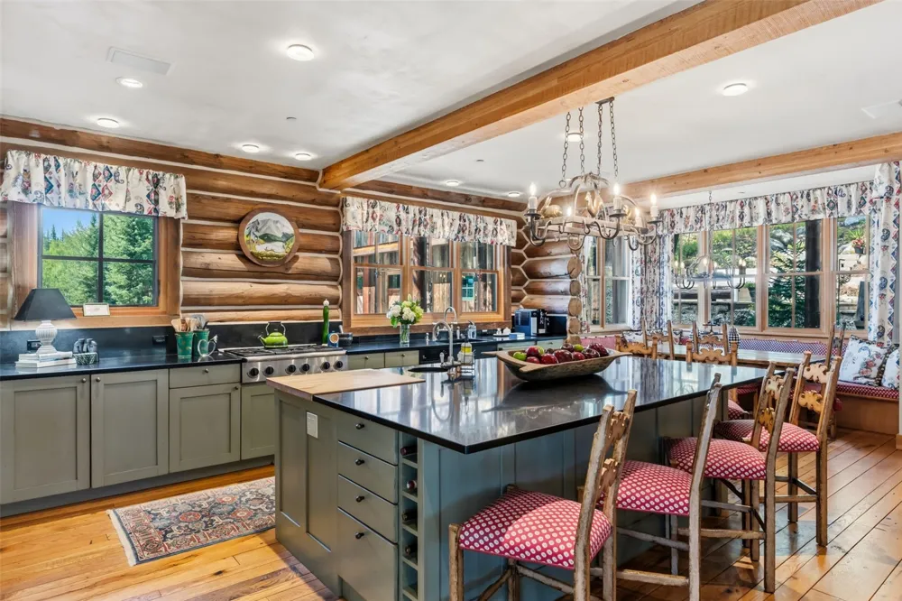 264 Pearl Lane Silverthorne, CO 80498