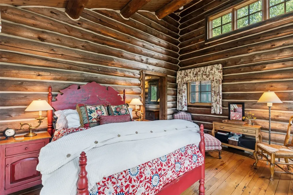 264 Pearl Lane Silverthorne, CO 80498