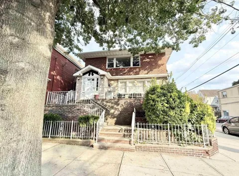 588 AVENUE A