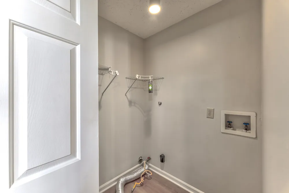 104 Edgehill Ln Hendersonville, TN 37075
