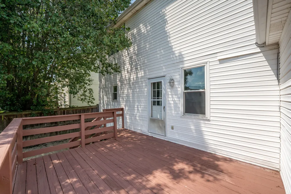 104 Edgehill Ln Hendersonville, TN 37075
