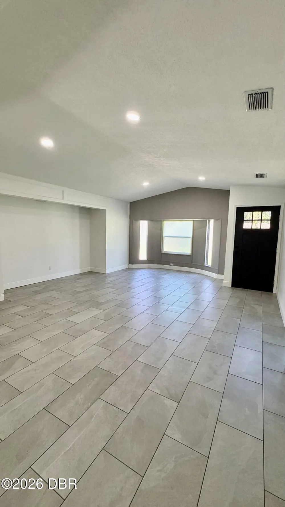 1906 Blake Place Daytona Beach, FL 32119