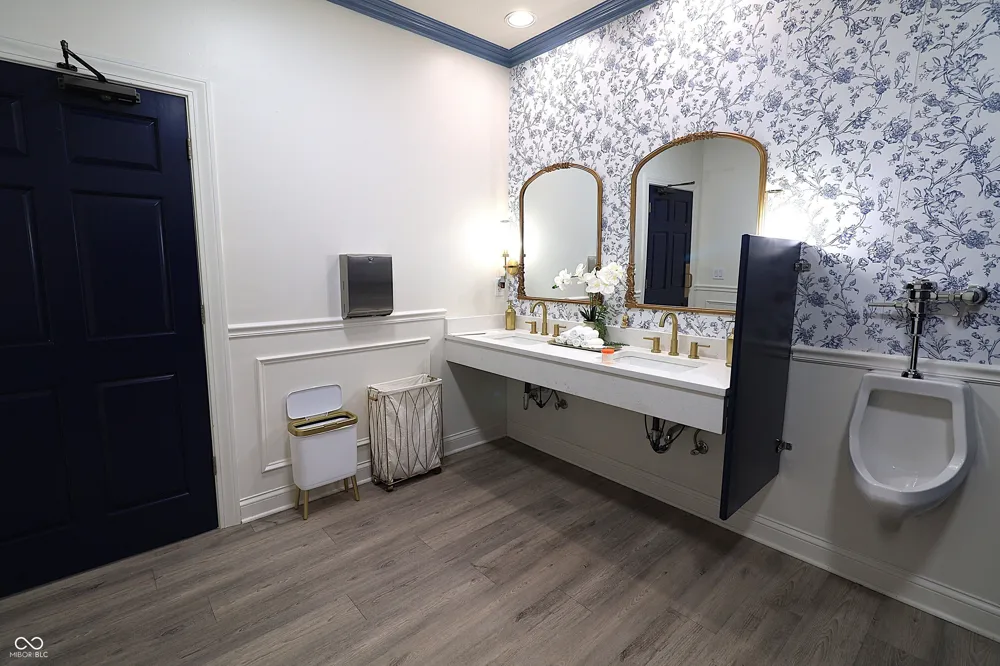 6280 Shadeland Indianapolis, IN 46220