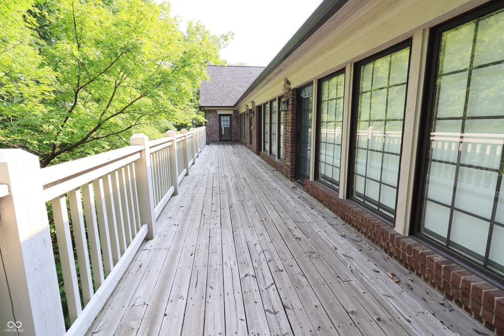 6280 Shadeland Indianapolis, IN 46220
