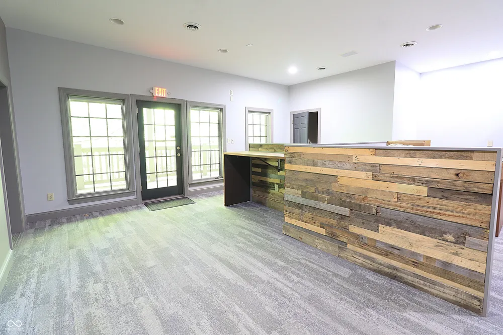 6280 Shadeland Indianapolis, IN 46220
