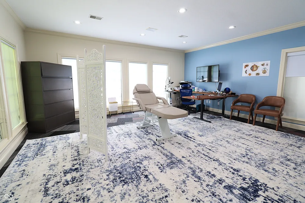 6280 Shadeland Indianapolis, IN 46220