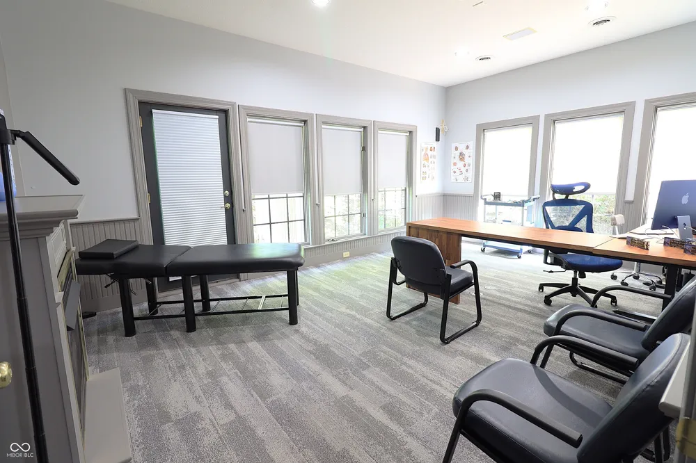 6280 Shadeland Indianapolis, IN 46220