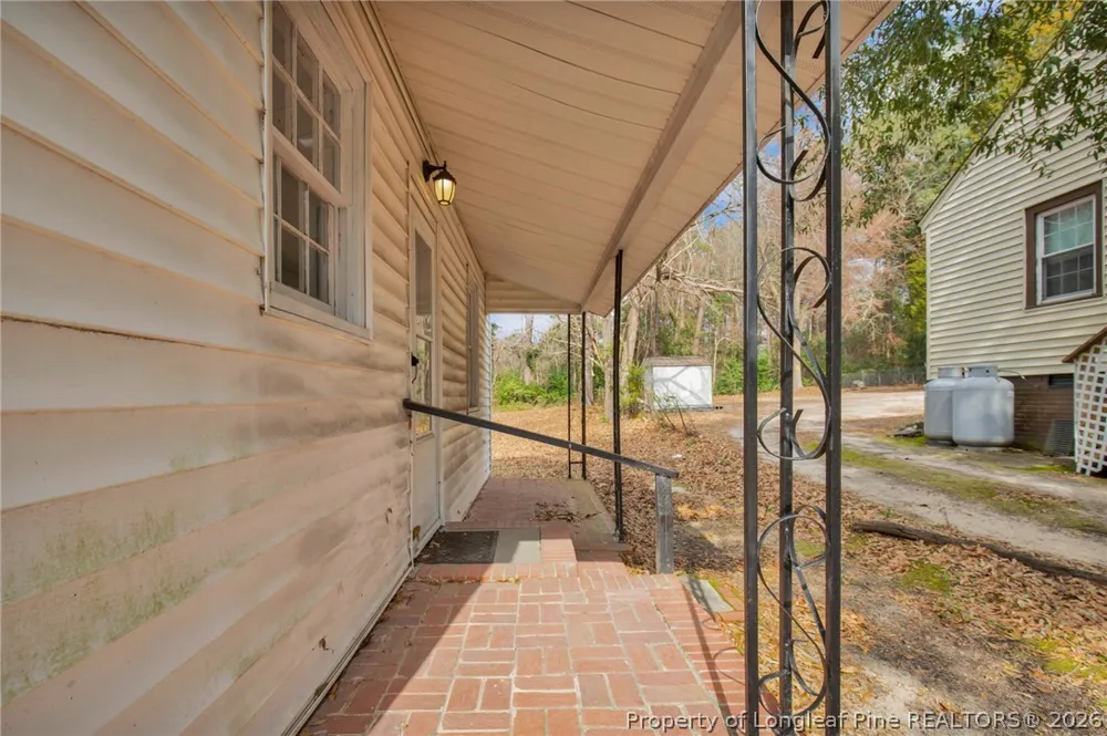 216 Hawthorne Road Fayetteville, NC 28301