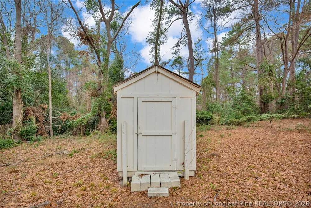 216 Hawthorne Road Fayetteville, NC 28301