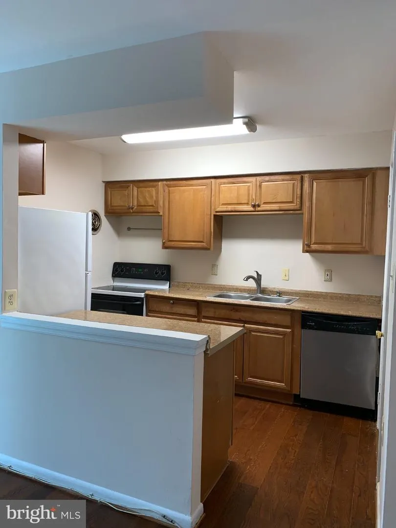 14735 ENDSLEY TURN Woodbridge, VA 22193