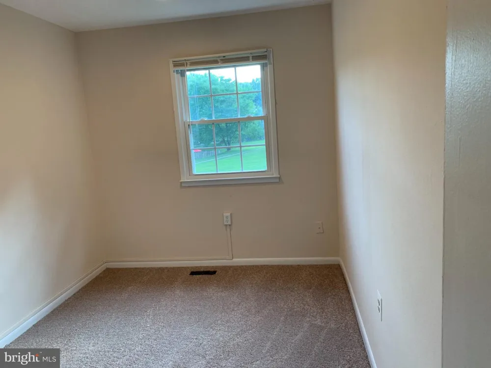 14735 ENDSLEY TURN Woodbridge, VA 22193