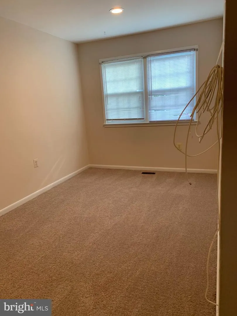 14735 ENDSLEY TURN Woodbridge, VA 22193