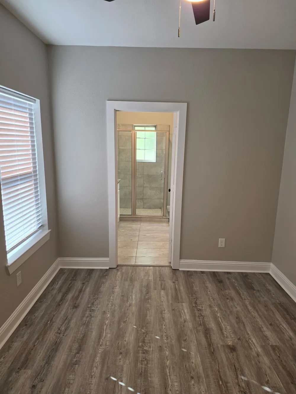 1103 E 12th Avenue Corsicana, TX 75110