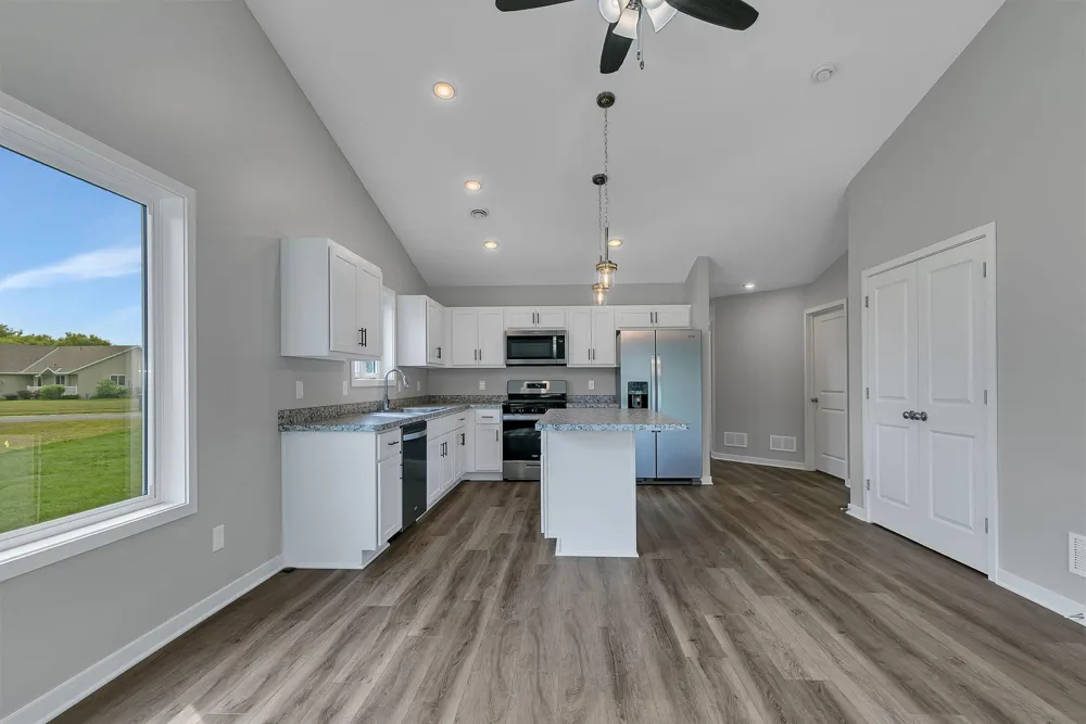 24289 Forest View Circle Saint Augusta, MN 56301