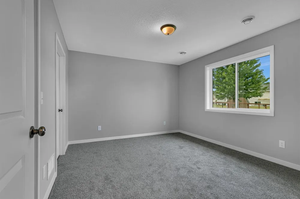 24289 Forest View Circle Saint Augusta, MN 56301