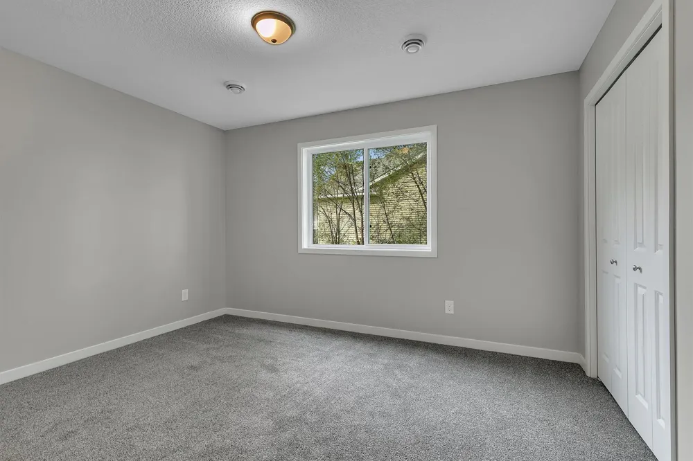 24289 Forest View Circle Saint Augusta, MN 56301