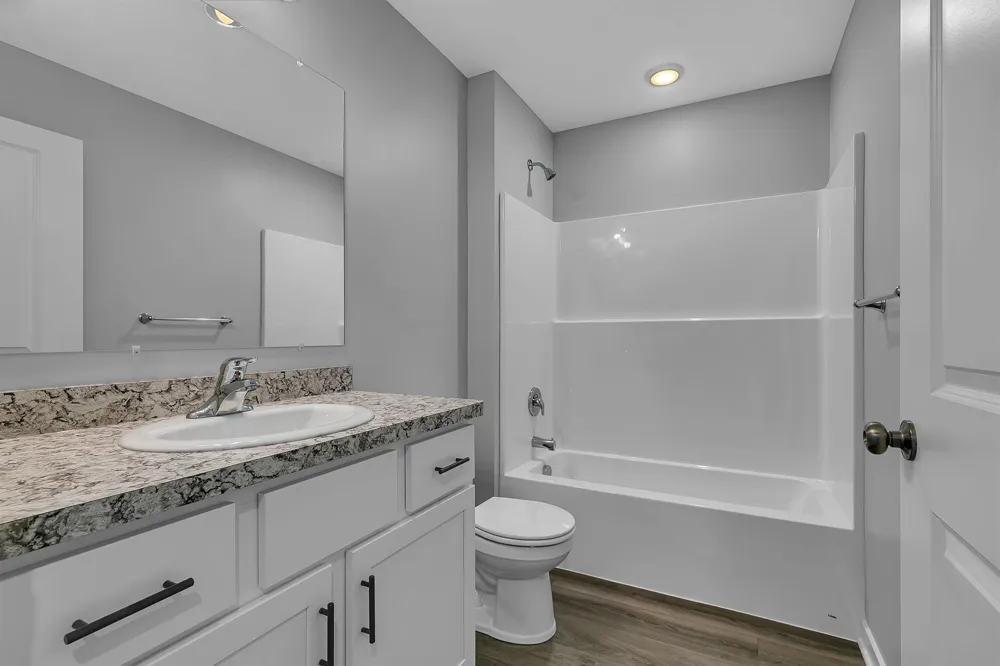 24289 Forest View Circle Saint Augusta, MN 56301