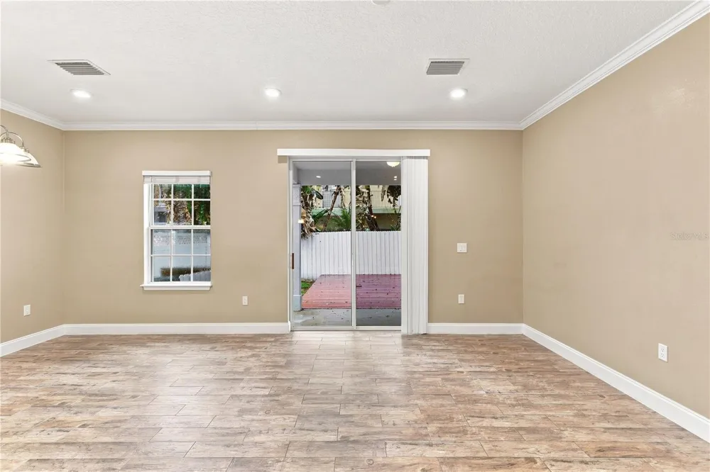 20 W PRINCETON STREET Orlando, FL 32804