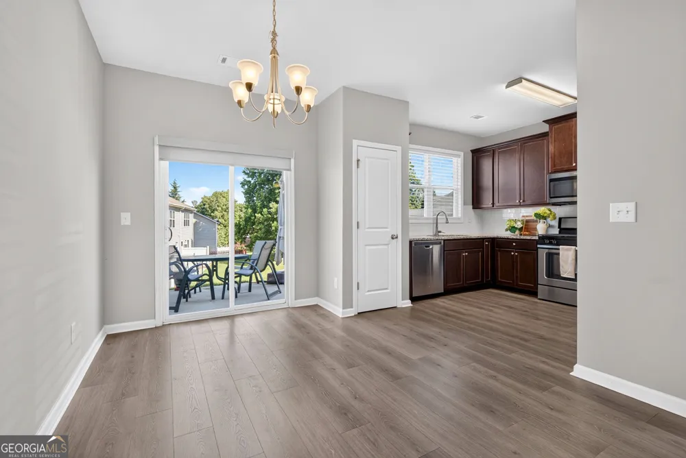 4688 Beacon Ridge LN Flowery Branch, GA 30542