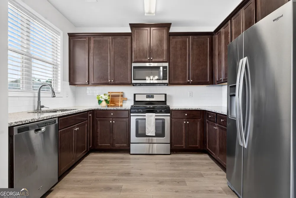 4688 Beacon Ridge LN Flowery Branch, GA 30542