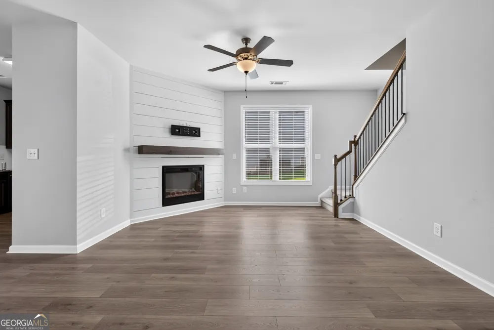 4688 Beacon Ridge LN Flowery Branch, GA 30542
