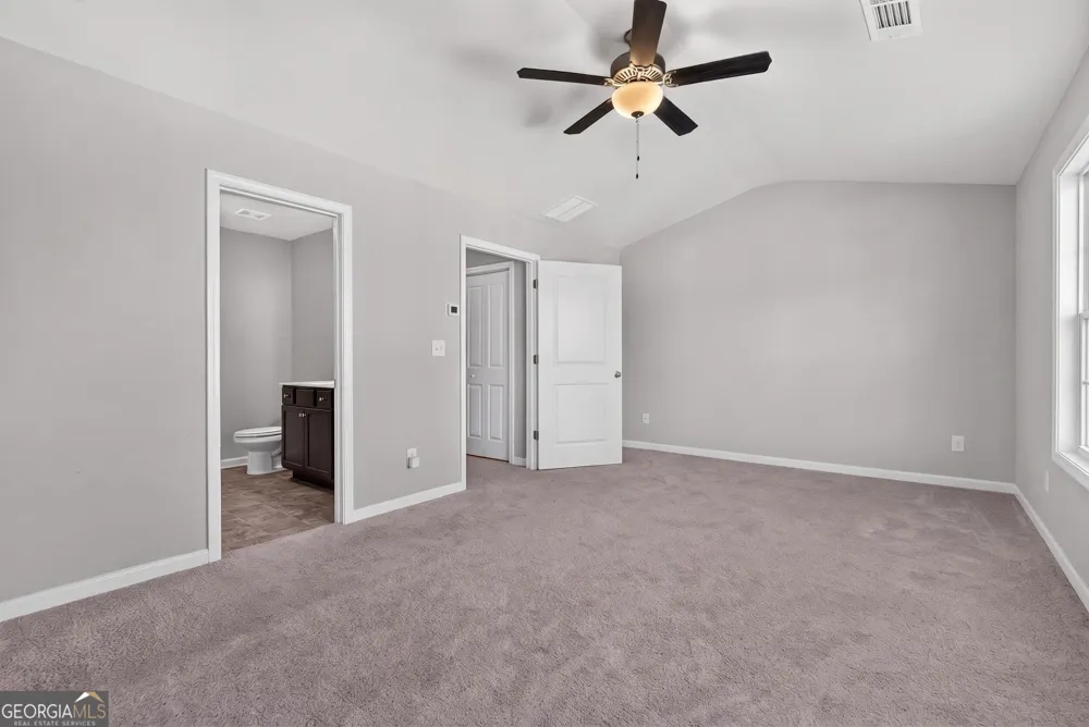 4688 Beacon Ridge LN Flowery Branch, GA 30542