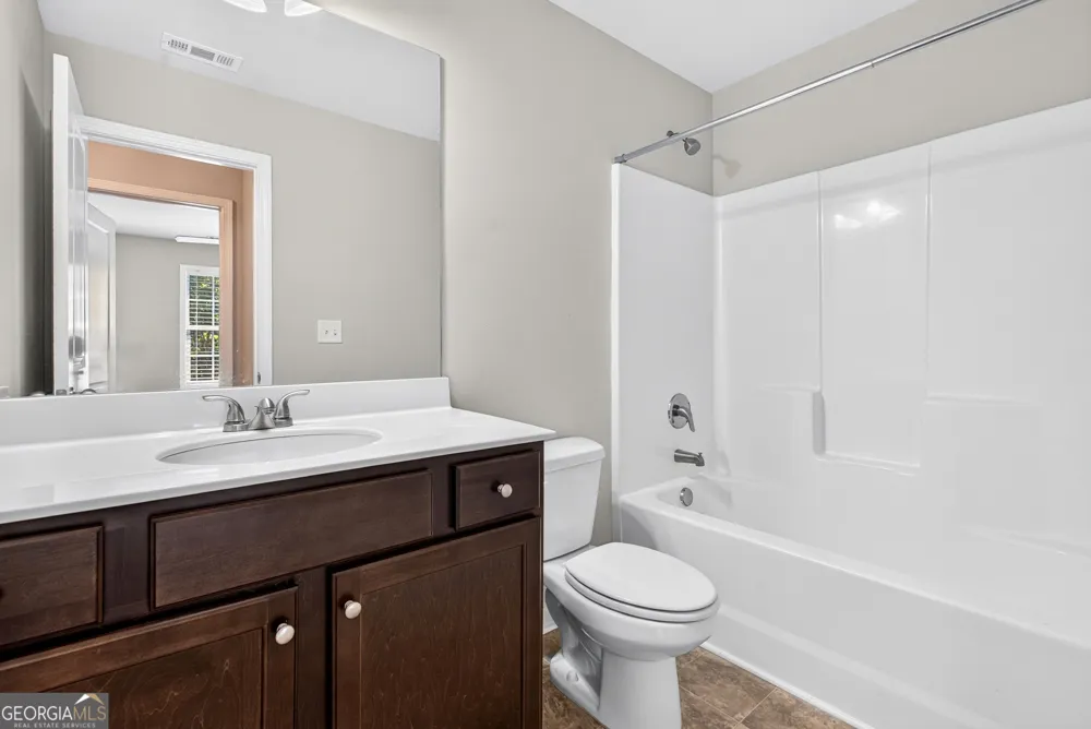 4688 Beacon Ridge LN Flowery Branch, GA 30542