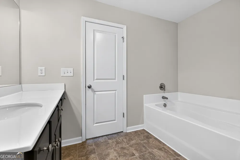4688 Beacon Ridge LN Flowery Branch, GA 30542