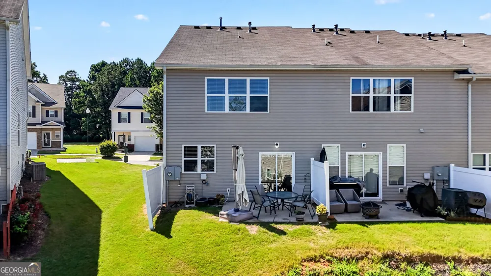 4688 Beacon Ridge LN Flowery Branch, GA 30542