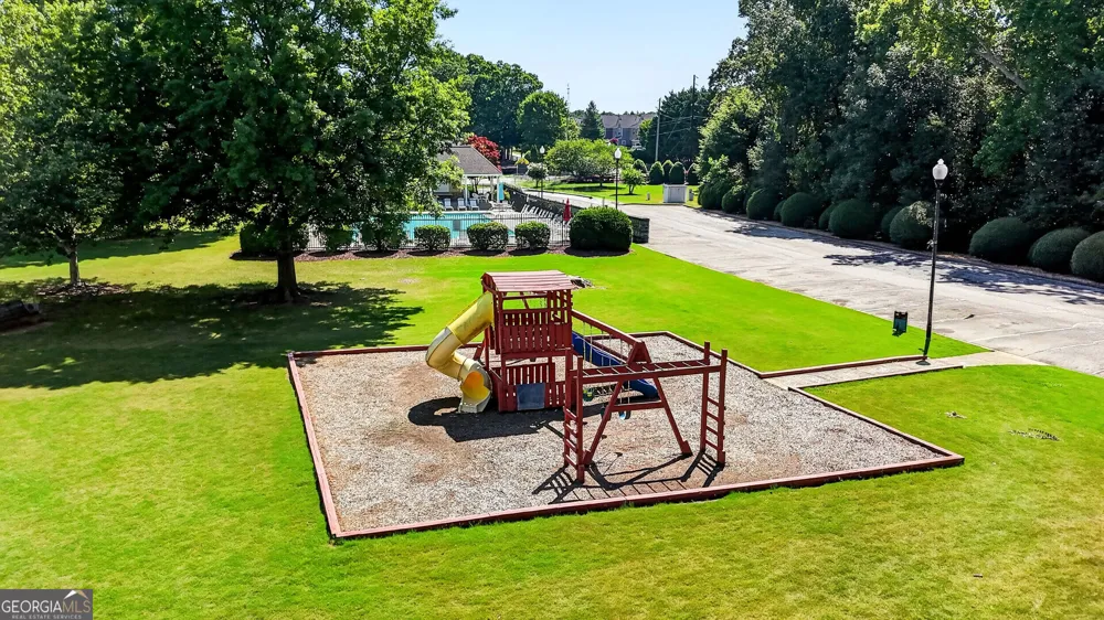4688 Beacon Ridge LN Flowery Branch, GA 30542