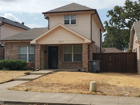 3607 Hamburg Court