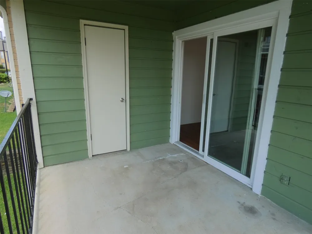 5805 Lake Hubbard Parkway #202 Garland, TX 75043
