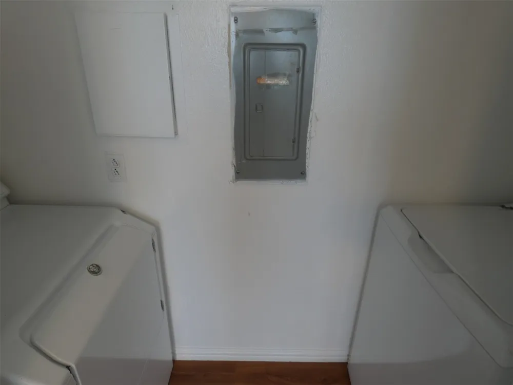 5805 Lake Hubbard Parkway #202 Garland, TX 75043