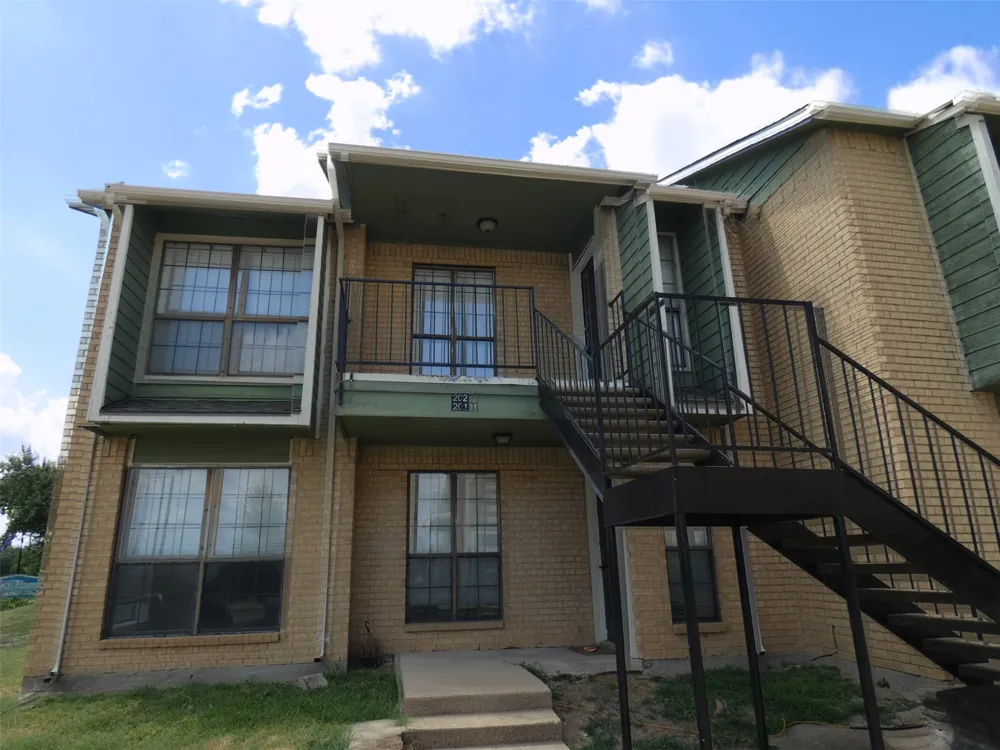 5805 Lake Hubbard Parkway #202 Garland, TX 75043