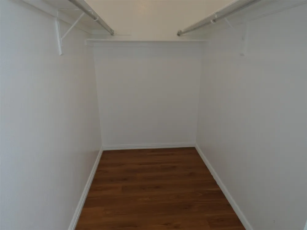 5805 Lake Hubbard Parkway #202 Garland, TX 75043