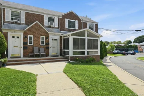 260-70 73rd Avenue #1st Floor w/Basement