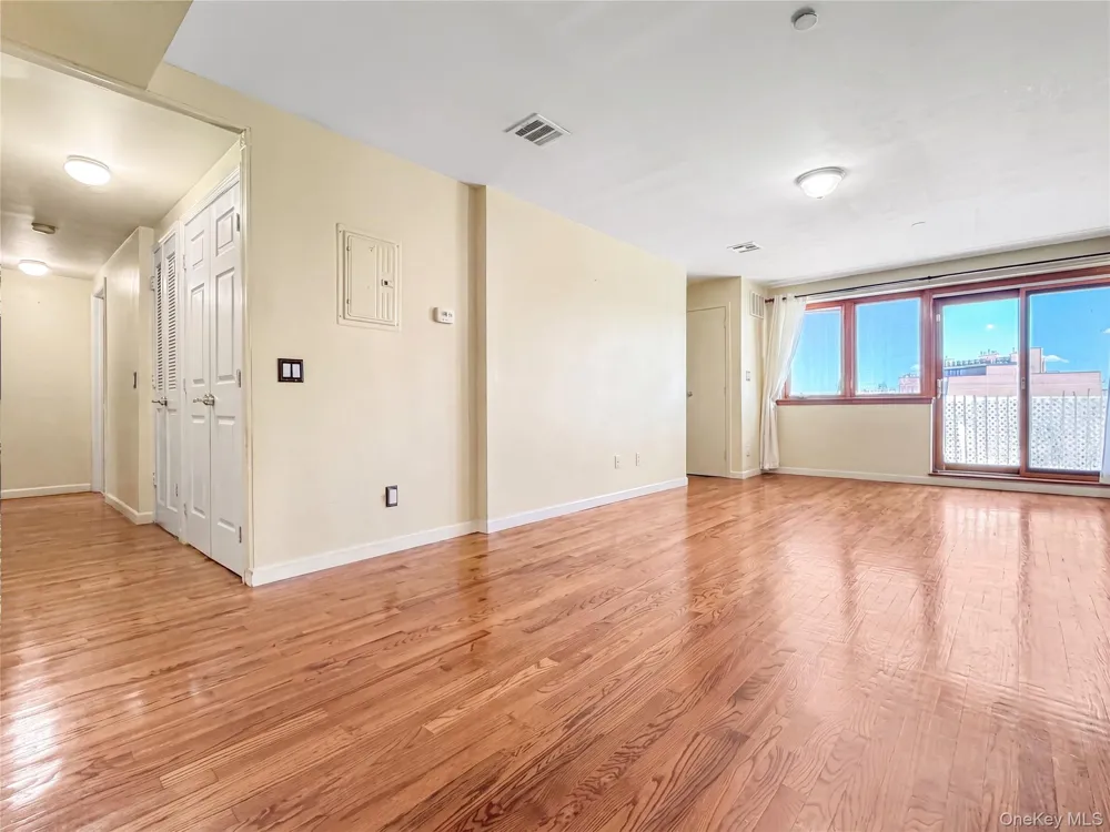339 Avenue P #6B Brooklyn, NY 11204