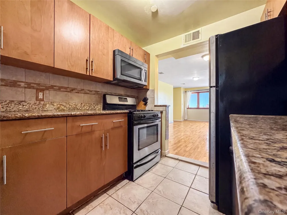 339 Avenue P #6B Brooklyn, NY 11204