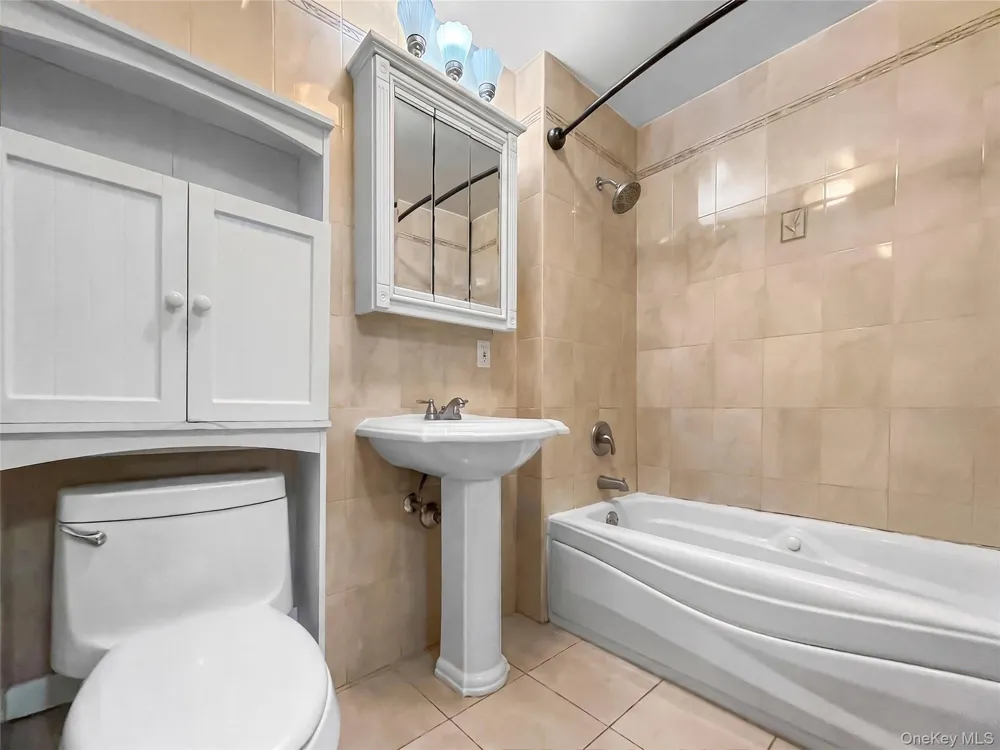 339 Avenue P #6B Brooklyn, NY 11204