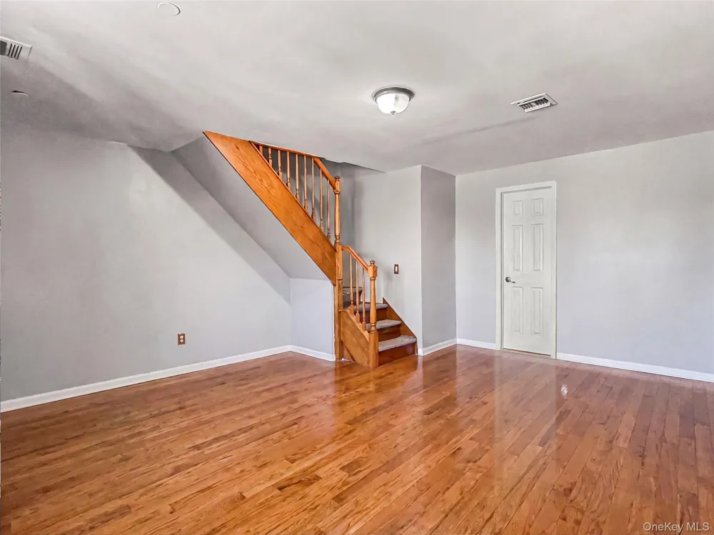 339 Avenue P #6B Brooklyn, NY 11204